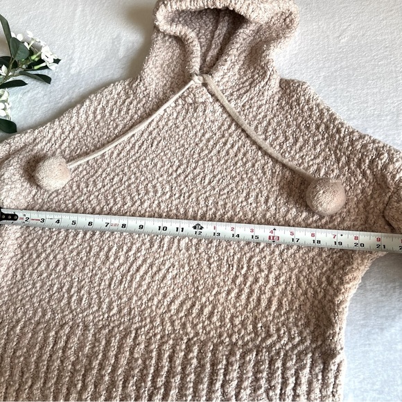 Yes Lola Sz Medium Hooded Pullover Sweater with Pom Pom Creamy Light Pink - Picture 3 of 10